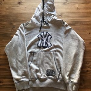 Gray New York Yankees hoodie, Sz XL